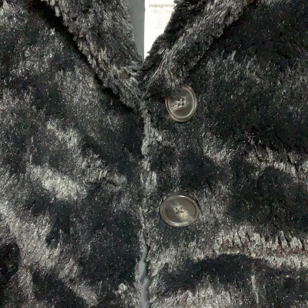 Patagonia Girls Faux Fur Jacket/Coat (Meduim)